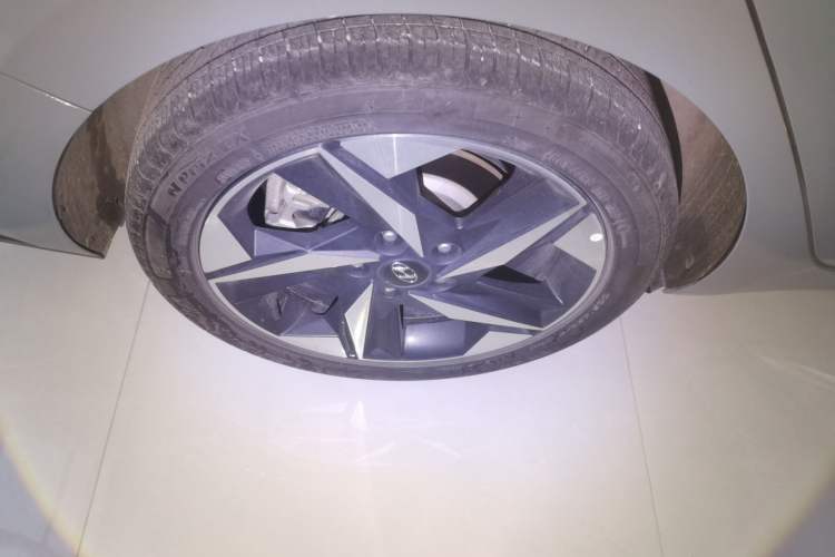 Used Hyundai Elantra 2022 1.5L CVT LUX Prestige Edition Right Rear Wheel Hub