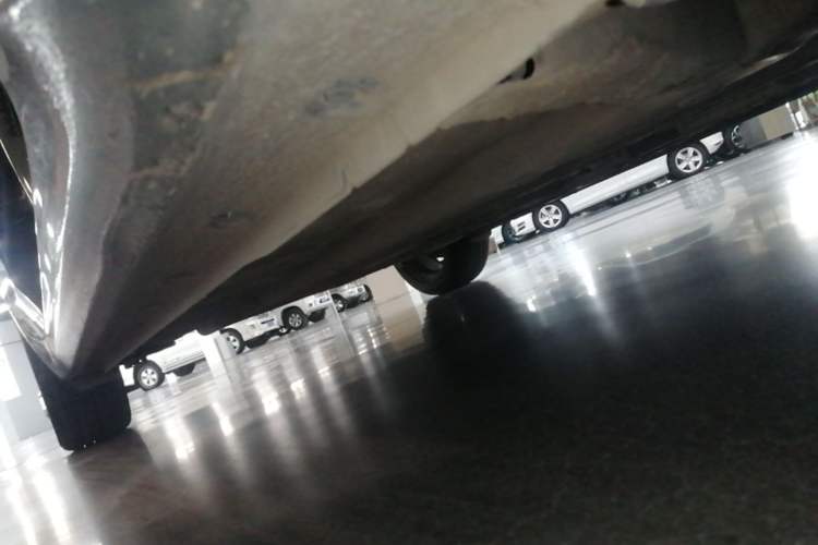 Used Hyundai Elantra 2022 1.5L CVT GLX Elite Edition Right Side Sill