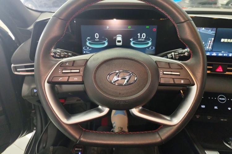 Used Hyundai Elantra 2022 1.5L CVT 20th Anniversary Edition Steering Wheel