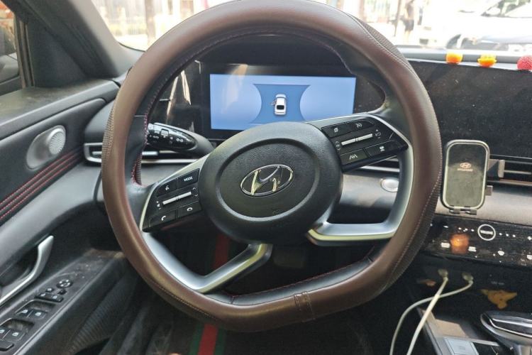 Used Hyundai Elantra 2022 1.5L CVT 20th Anniversary Edition Steering Wheel