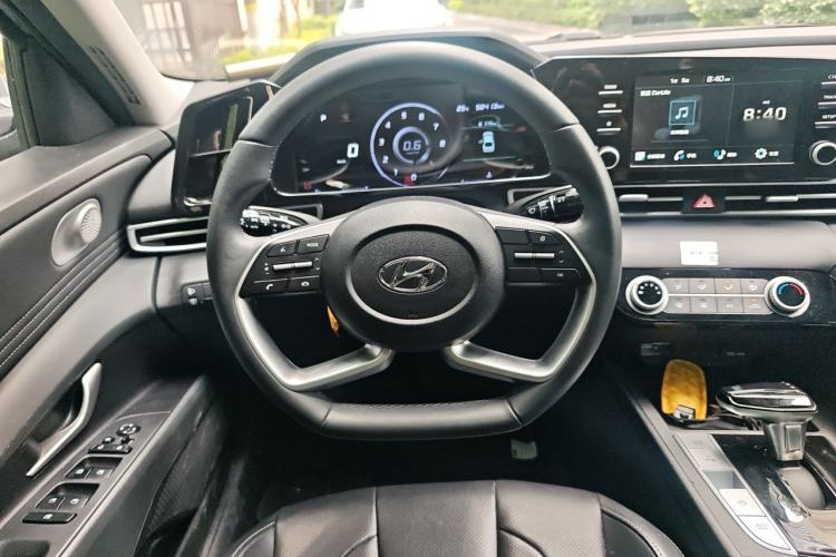 Used Hyundai Elantra 2022 240TGDi DCT GLX Elite Edition Steering Wheel