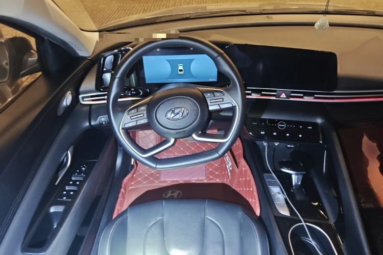 Used Hyundai Elantra 2022 1.5L CVT TOP Flagship Edition Steering Wheel