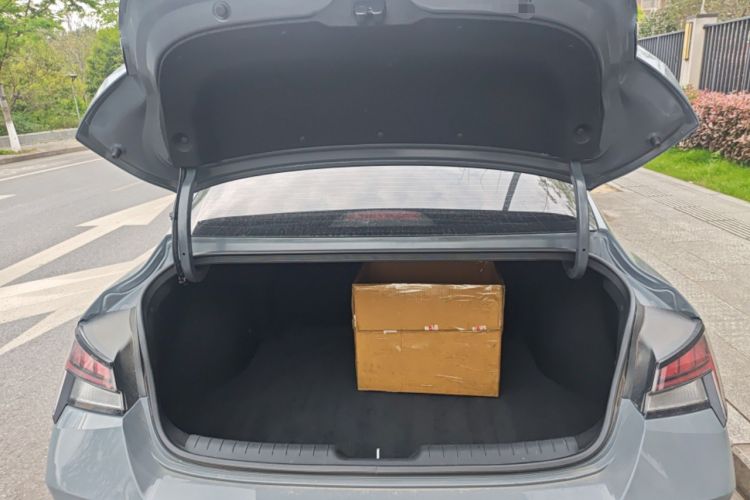 Used Hyundai Elantra 2022 1.5L CVT LUX Prestige Edition Trunk