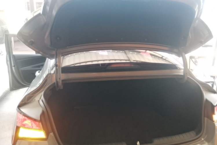 Used Hyundai Elantra 2022 1.5L CVT GLX Elite Edition Trunk