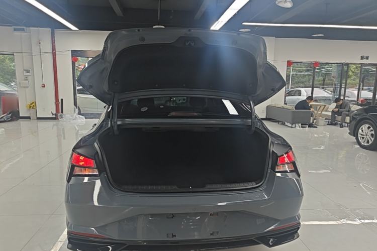 Used Hyundai Elantra 2022 1.5L CVT GLX Elite Edition Trunk