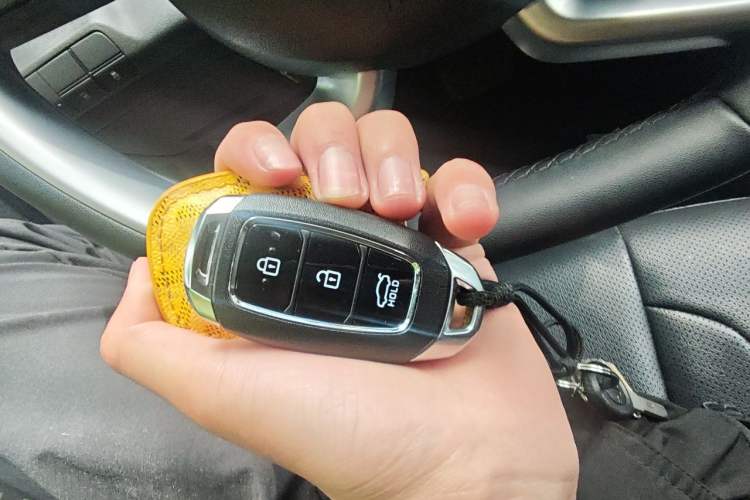 Used Hyundai Elantra 2022 240TGDi DCT GLX Elite Edition Vehicle Key