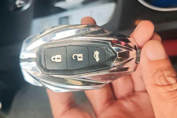 Used Hyundai Elantra 2022 1.5L CVT LUX Prestige Edition Vehicle Key