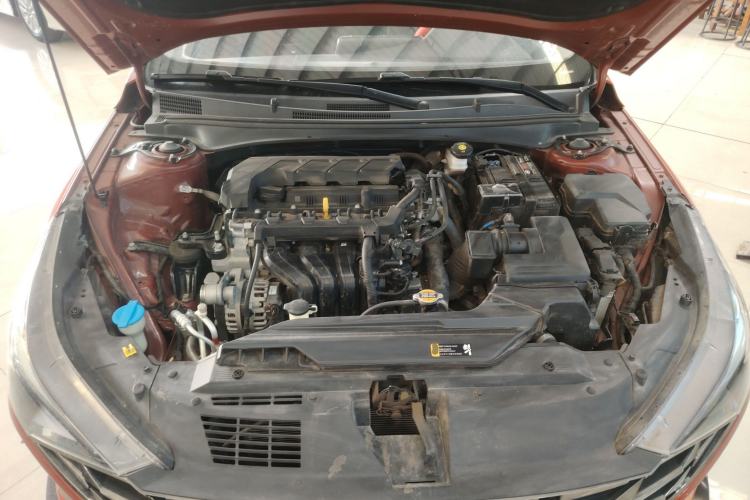 Used Hyundai Elantra 2022 1.5L CVT LUX Prestige Edition Engine Bay