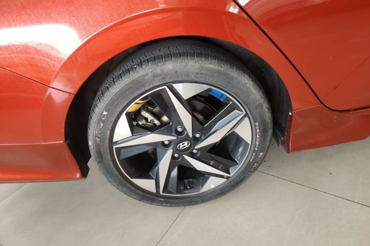Used Hyundai Elantra 2022 1.5L CVT LUX Prestige Edition Right Rear Wheel Hub