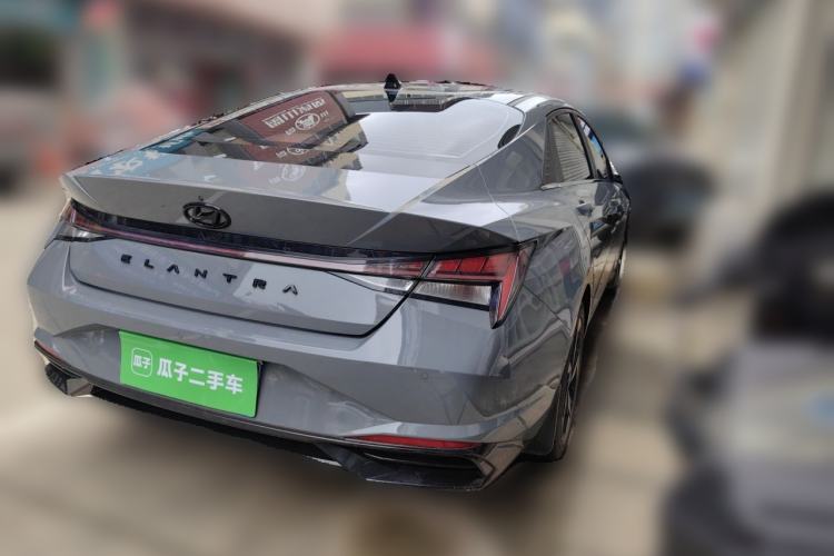 Used Hyundai Elantra 2022 1.5L CVT LUX Prestige Edition Rear Right 45 Deg