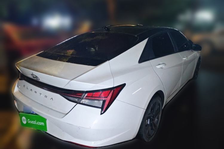 Used Hyundai Elantra 2022 1.5L CVT LUX Prestige Edition Rear Right 45 Deg