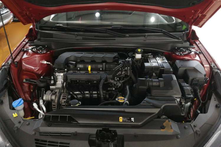 Used Hyundai Elantra 2022 1.5L CVT GLX Elite Edition Engine Bay