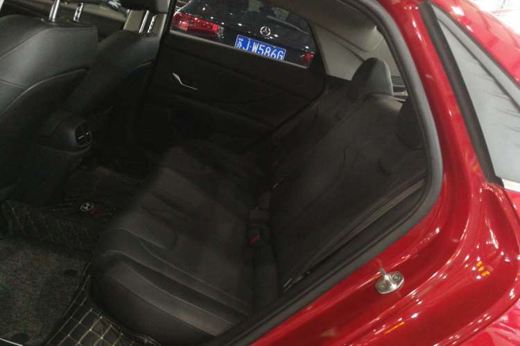 Used Hyundai Elantra 2022 1.5L CVT GLX Elite Edition Left Rear Seat