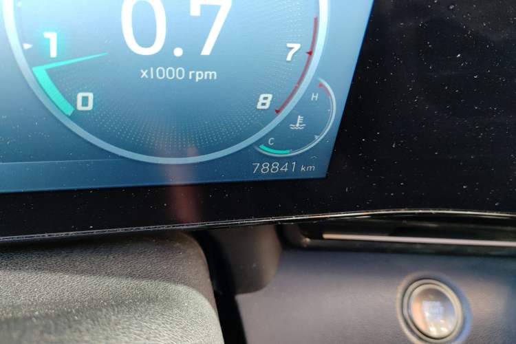 Used Hyundai Elantra 2022 240TGDi DCT TOP Flagship Edition Odometer Close Up