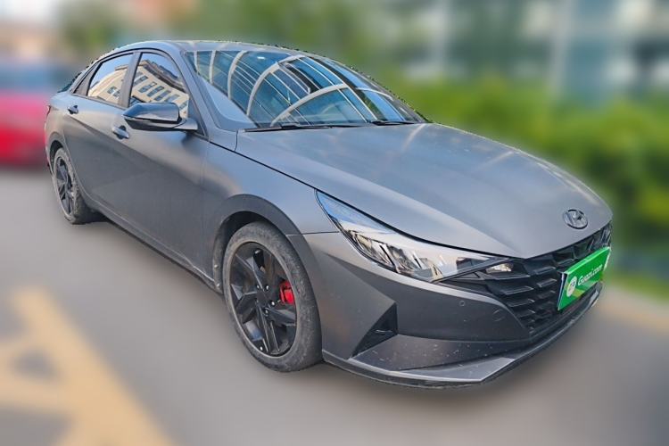 Used Hyundai Elantra 2022 1.5L CVT 20th Anniversary Edition Front Right 45 Deg