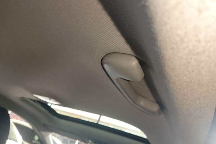 Used Hyundai Elantra 2022 1.5L CVT GLX Elite Edition Headliner