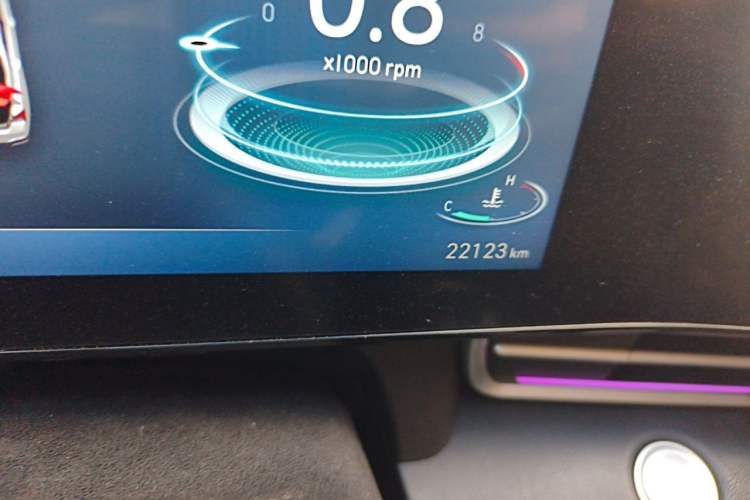 Used Hyundai Elantra 2022 1.5L CVT 20th Anniversary Edition Odometer Close Up