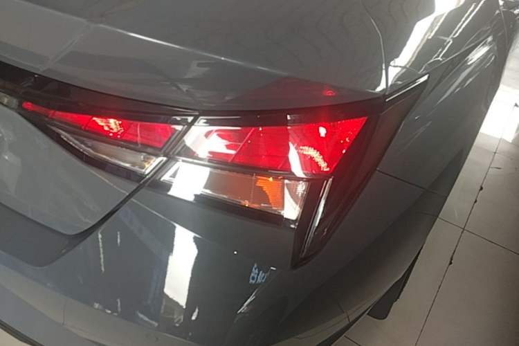 Used Hyundai Elantra 2022 1.5L CVT GLX Elite Edition Right Rear Taillight