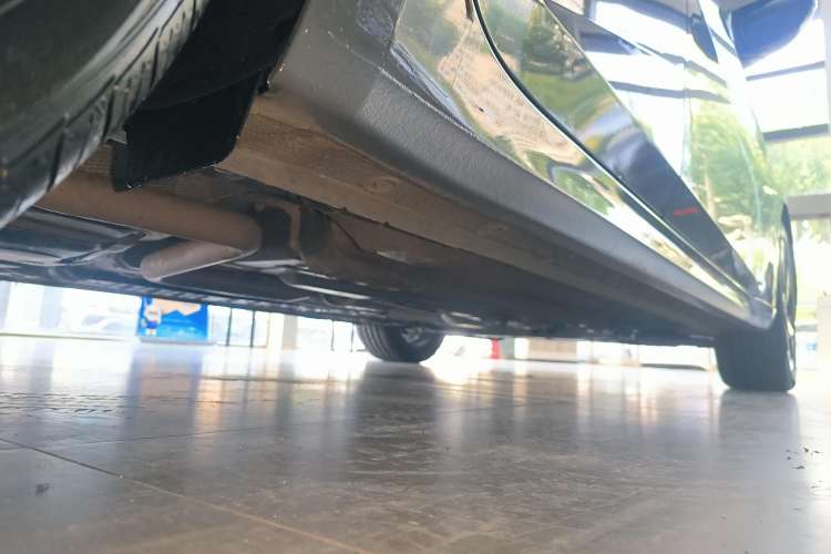 Used Hyundai Elantra 2022 240TGDi DCT LUX Prestige Edition Right Side Sill