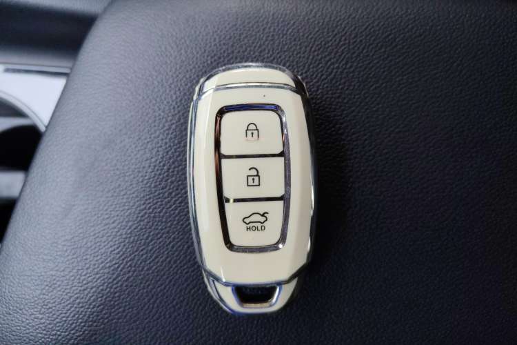 Used Hyundai Elantra 2022 240TGDi DCT LUX Prestige Edition Vehicle Key