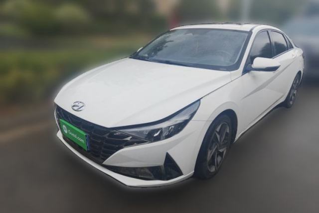 Hyundai Elantra 2022 240TGDi DCT LUX Prestige Edition usado