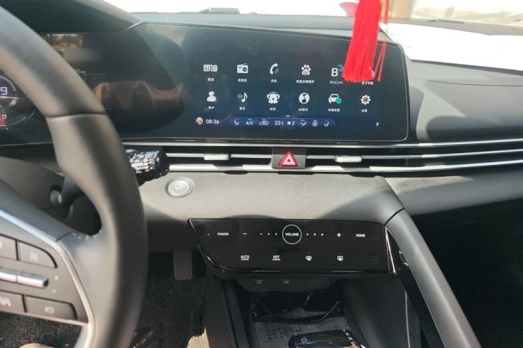 Used Hyundai Elantra 2022 1.5L CVT LUX Prestige Edition Audio And AC Panel