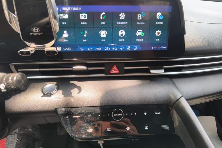 Used Hyundai Elantra 2022 1.5L CVT LUX Prestige Edition Audio And AC Panel