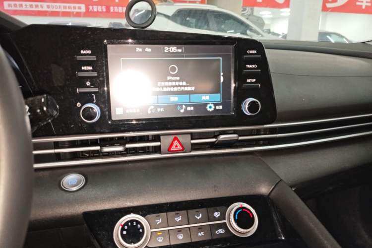 Used Hyundai Elantra 2022 1.5L CVT GLX Elite Edition Audio And AC Panel