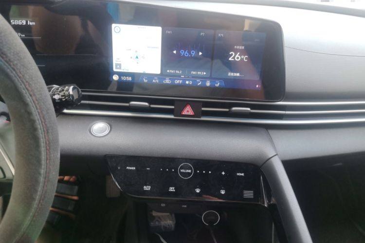 Used Hyundai Elantra 2022 1.5L CVT 20th Anniversary Edition Audio And AC Panel