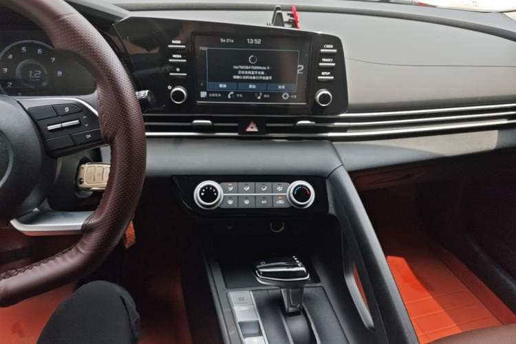 Used Hyundai Elantra 2022 1.5L CVT GLS Leading Edition Audio And AC Panel