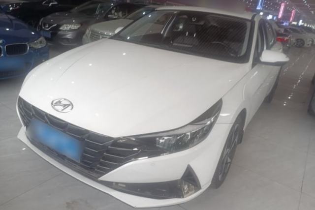 Used Hyundai Elantra 2022 1.5L CVT LUX Prestige Edition