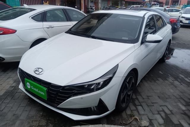Used Hyundai Elantra 2022 1.5L CVT LUX Prestige Edition