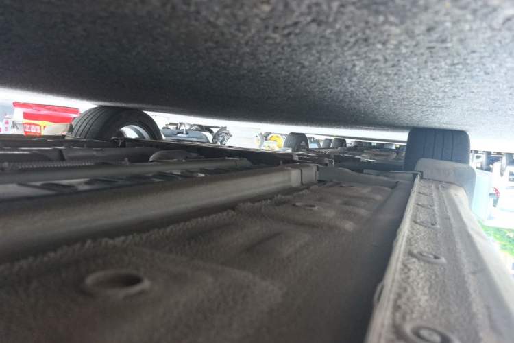 Used Hyundai Elantra 2022 1.5L CVT LUX Prestige Edition Chassis Front Left
