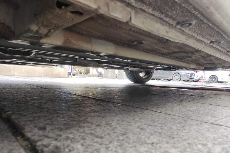 Used Hyundai Elantra 2022 1.5L CVT LUX Prestige Edition Chassis Front Left
