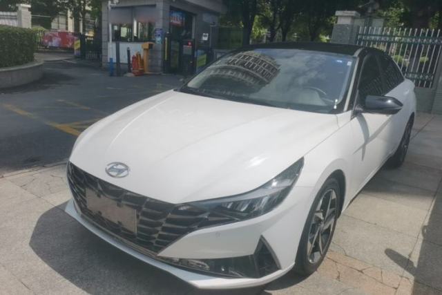 Used Hyundai Elantra 2022 1.5L CVT LUX Prestige Edition