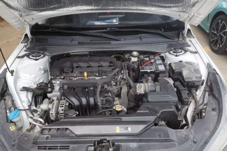 Used Hyundai Elantra 2022 1.5L CVT GLX Elite Edition Engine Bay