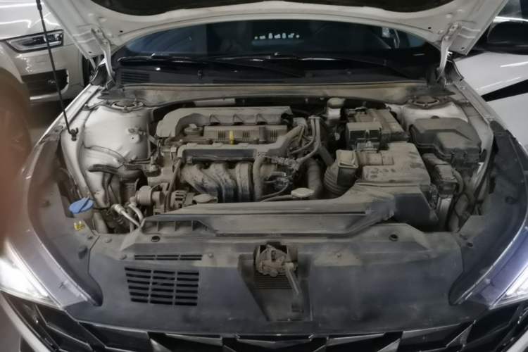 Used Hyundai Elantra 2022 1.5L CVT LUX Prestige Edition Engine Bay