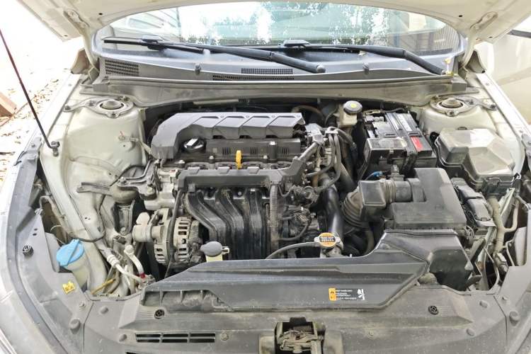 Used Hyundai Elantra 2022 1.5L CVT LUX Prestige Edition Engine Bay