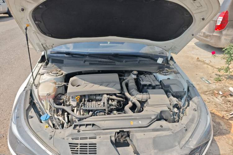 Used Hyundai Elantra 2022 240TGDi DCT LUX Prestige Edition Engine Bay