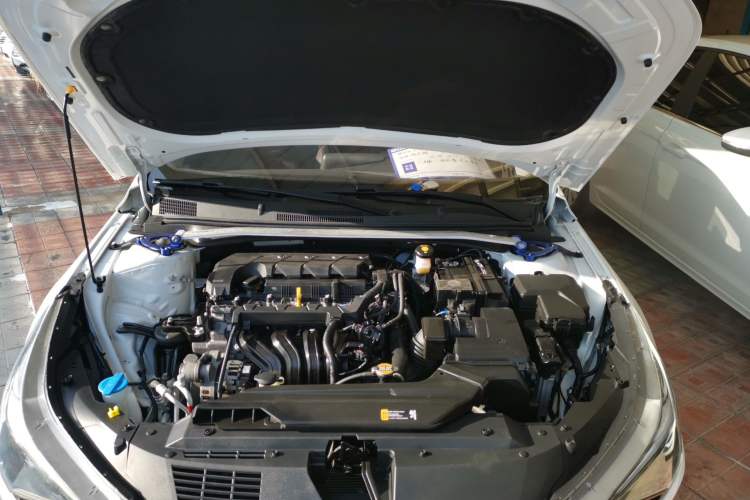 Used Hyundai Elantra 2022 1.5L CVT GLX Elite Edition Engine Bay