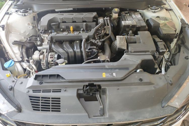 Used Hyundai Elantra 2022 1.5L CVT GLX Elite Edition Engine Bay
