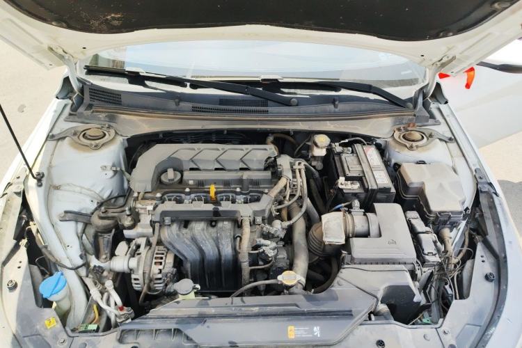 Used Hyundai Elantra 2022 1.5L CVT GLX Elite Edition Engine Bay