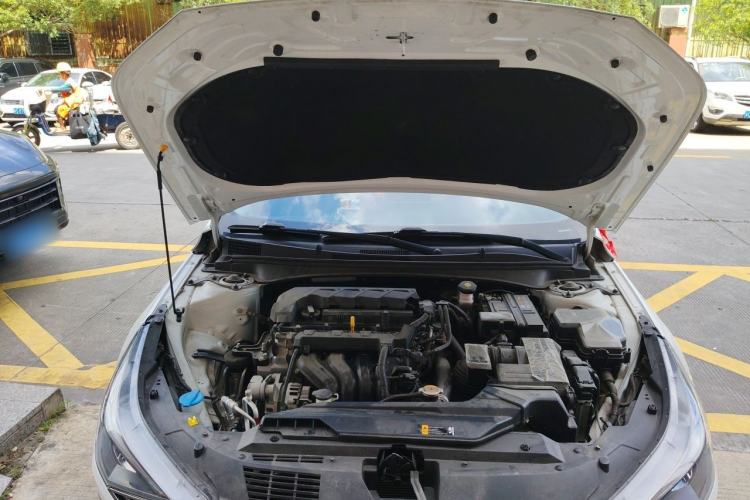 Used Hyundai Elantra 2022 1.5L CVT LUX Prestige Edition Engine Bay