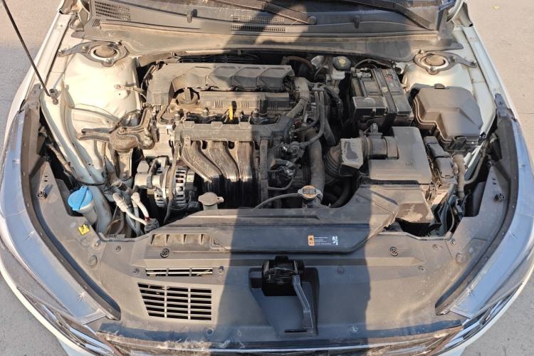 Used Hyundai Elantra 2022 1.5L CVT LUX Prestige Edition Engine Bay