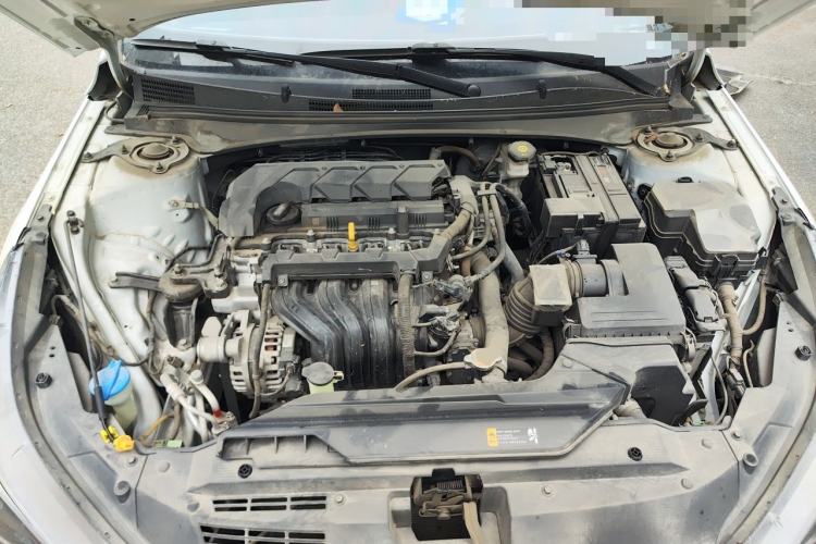 Used Hyundai Elantra 2022 1.5L CVT GLX Elite Edition Engine Bay