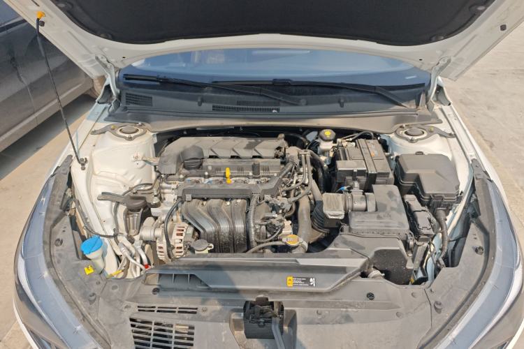 Used Hyundai Elantra 2022 1.5L CVT GLX Elite Edition Engine Bay