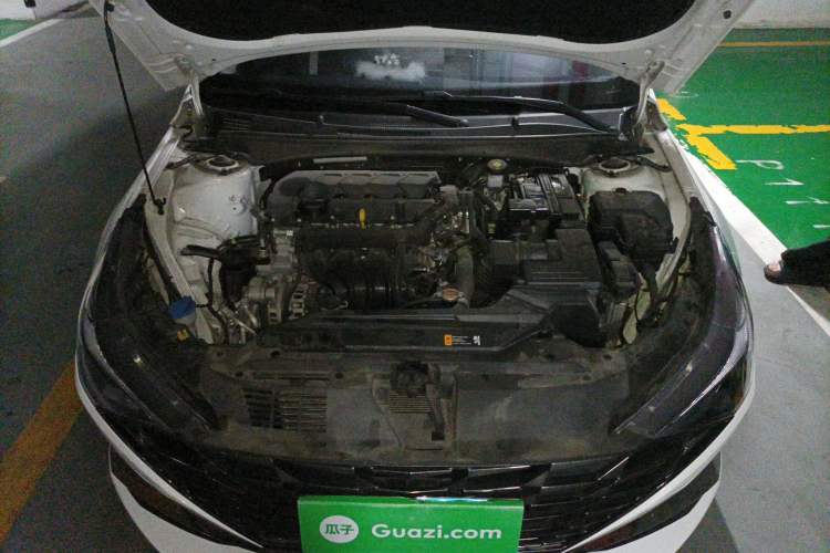 Used Hyundai Elantra 2022 1.5L CVT LUX Prestige Edition Engine Bay