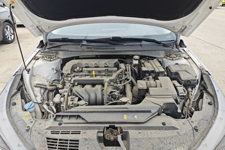 Used Hyundai Elantra 2022 1.5L CVT LUX Prestige Edition Engine Bay
