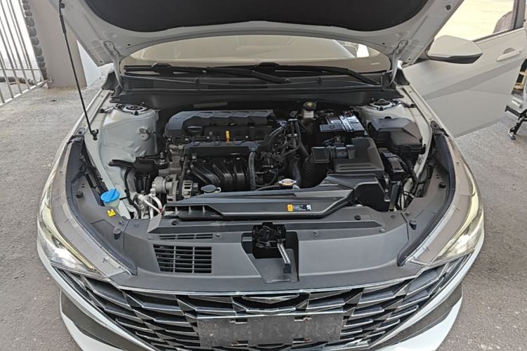 Used Hyundai Elantra 2022 1.5L CVT GLX Elite Edition Engine Bay