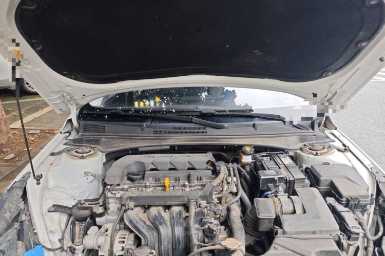 Used Hyundai Elantra 2022 1.5L CVT LUX Prestige Edition Engine Bay